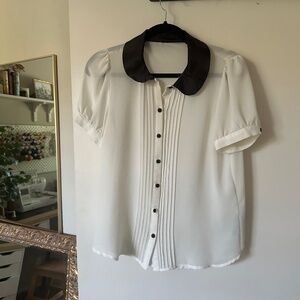Vintage White Blouse With Pleats and Black Collar